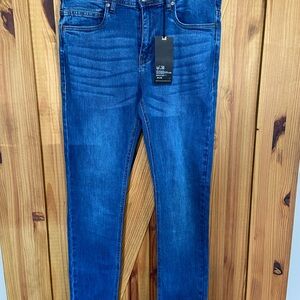 New UK 🇬🇧 Duck and Clover 🍀 size 32 Classic Mid Wash Skinny Jeans